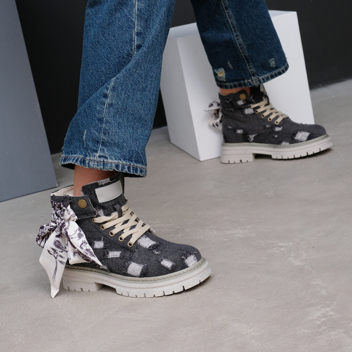 Ботинки 10077