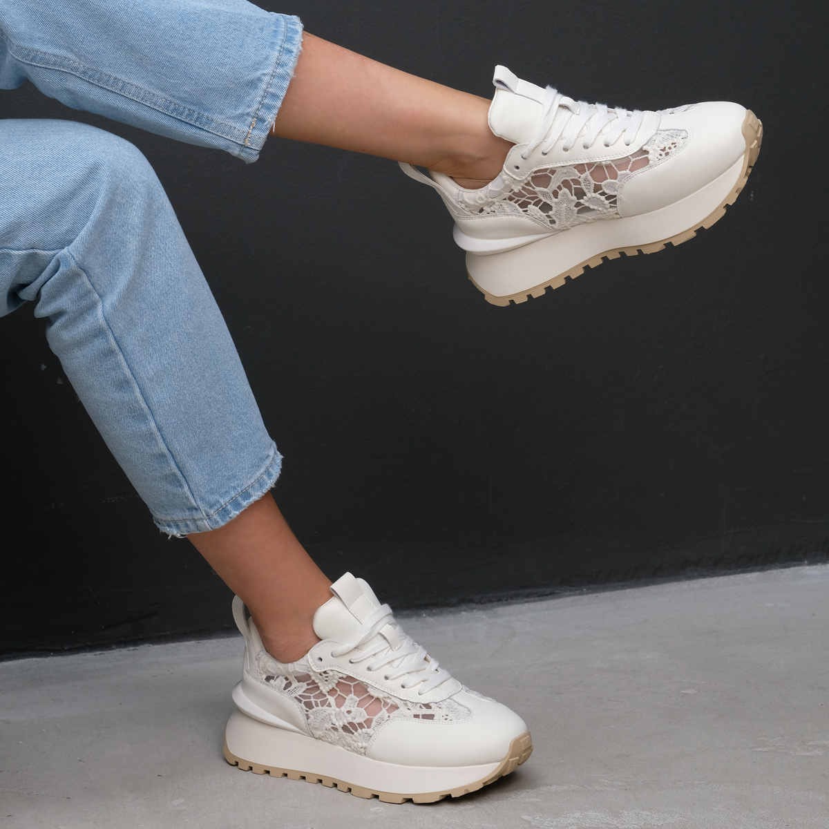 Кроссовки 10206