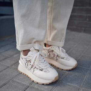 Кроссовки 10206