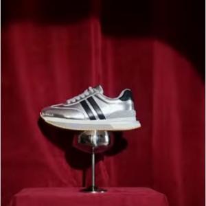 Кроссовки 10209