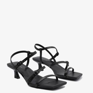 Босоножки 10489