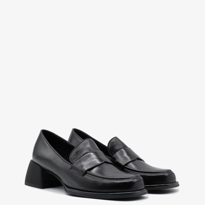 Туфли на каблуке 11130