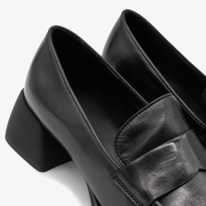 Туфли на каблуке 11130