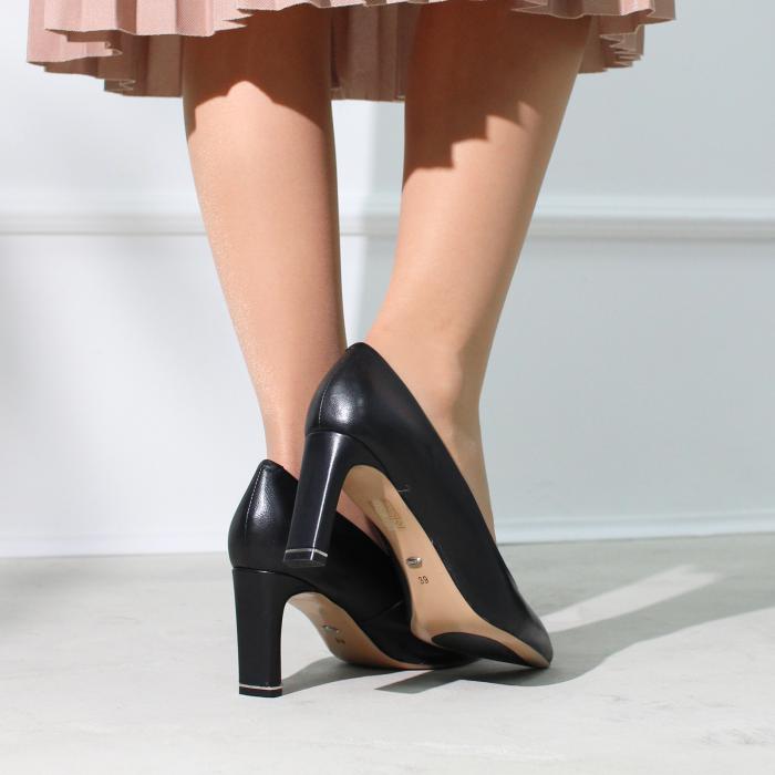 Туфли на каблуке 7499