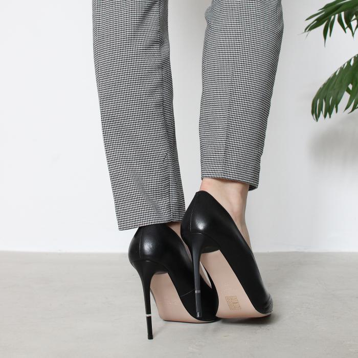 Туфли на шпильке 8053