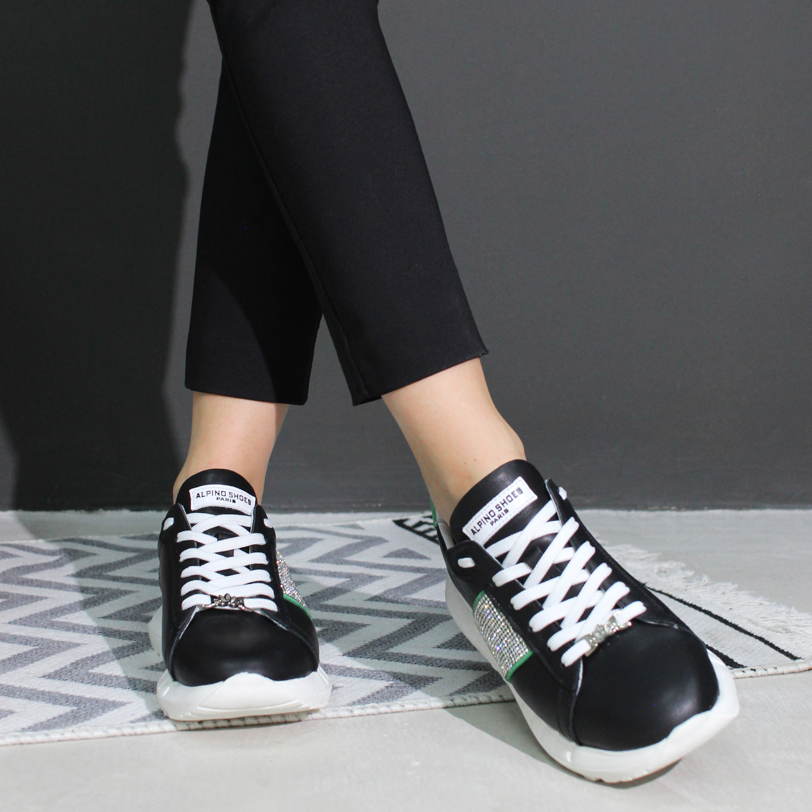 Кроссовки 8204