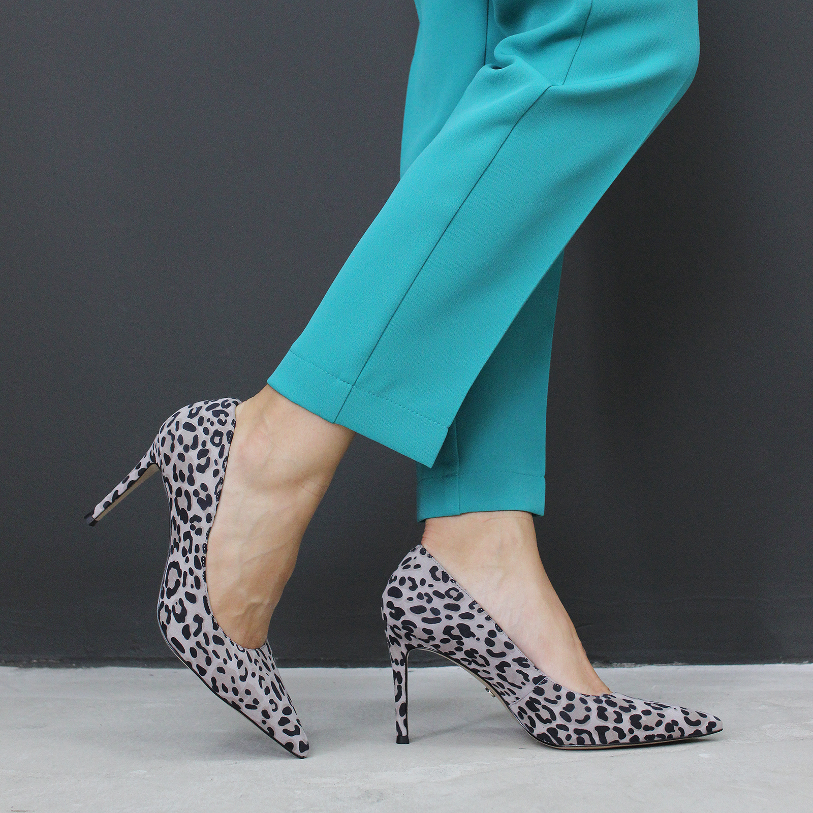 Туфли на шпильке 8238