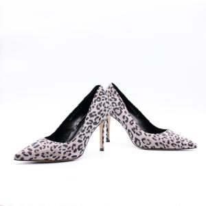 Туфли на шпильке 8238