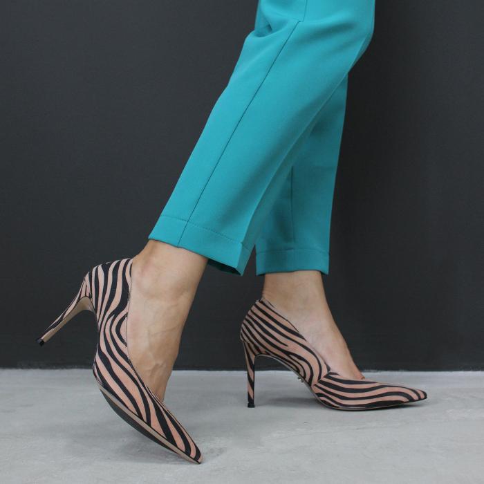 Туфли на шпильке 8239