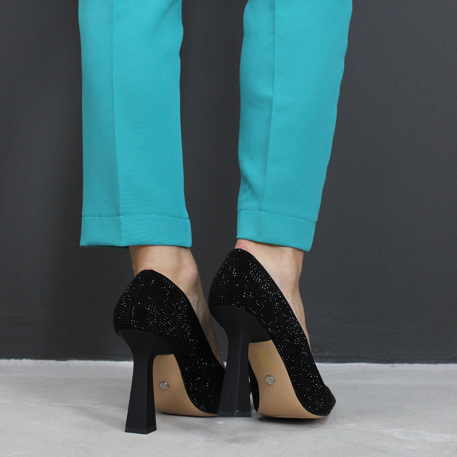 Туфли на каблуке 8240