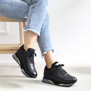 Кроссовки 8245