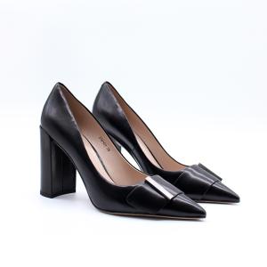 Туфли на каблуке 8260