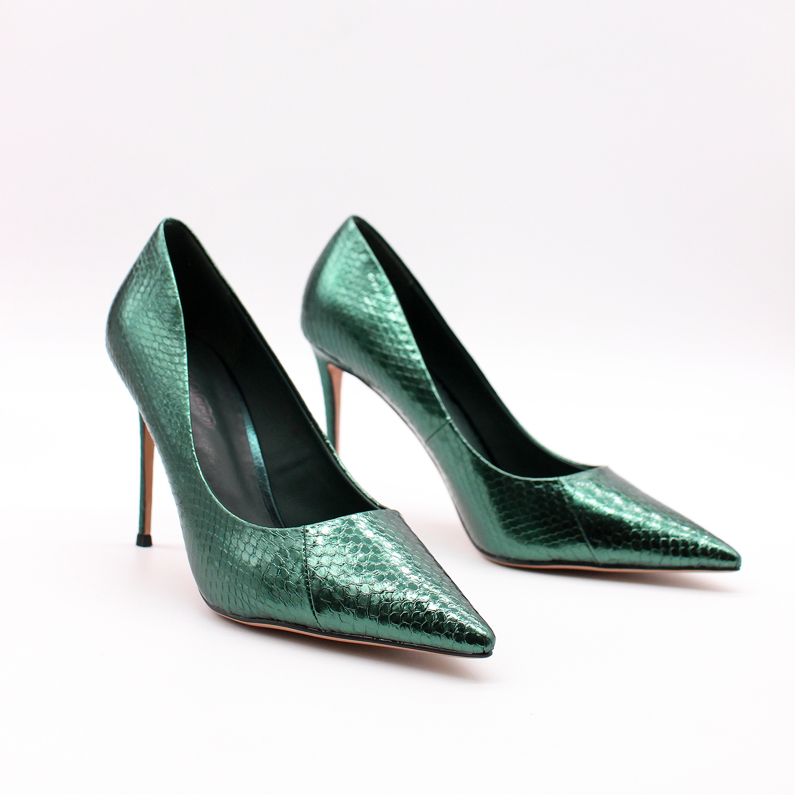 Туфли на шпильке 8266