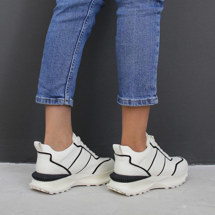 Кроссовки 8284