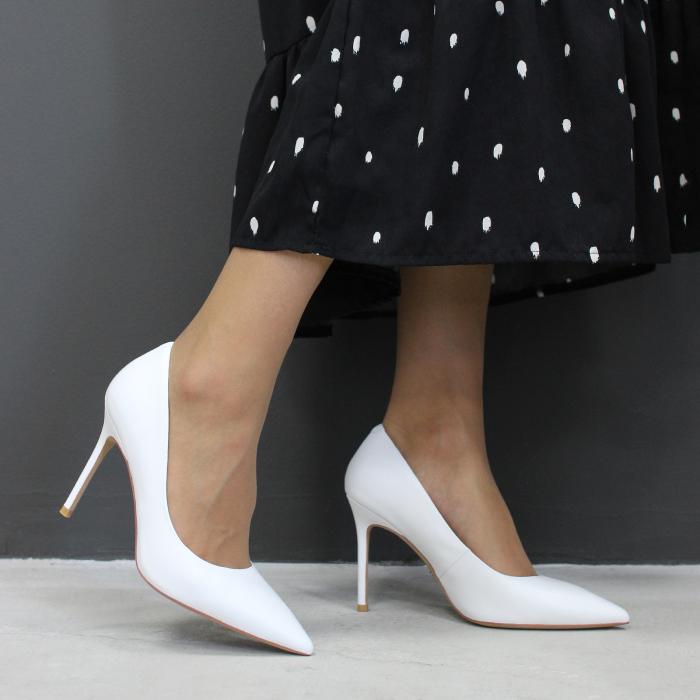 Туфли на шпильке 8306