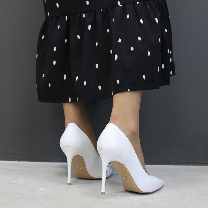 Туфли на шпильке 8306