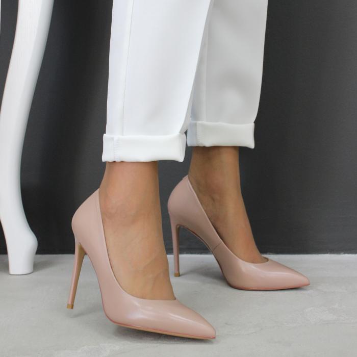 Туфли на шпильке 8320