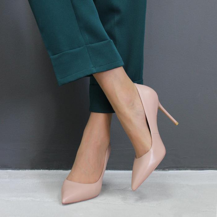 Туфли на шпильке 8323