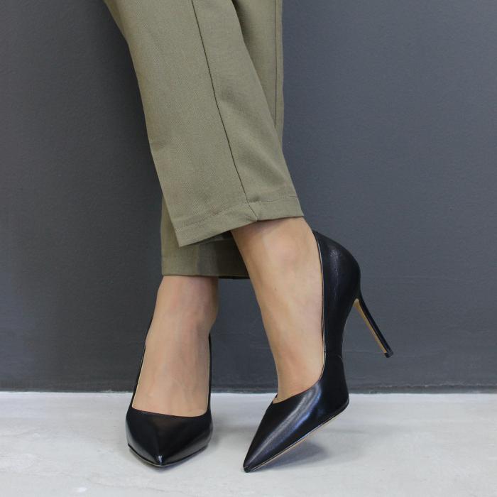 Туфли на шпильке 8324