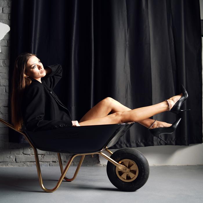 Туфли на шпильке 8375