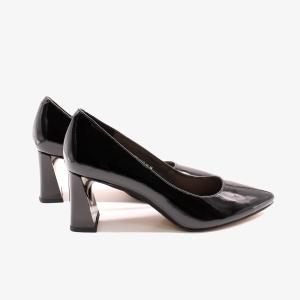 Туфли на каблуке 8916