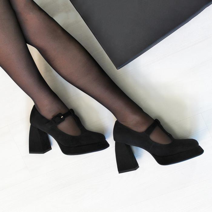 Туфли на каблуке 8920