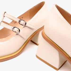 Туфли на каблуке 8923