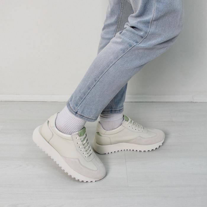 Кроссовки 8933