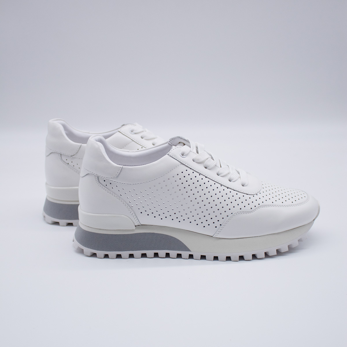 Кроссовки 8934