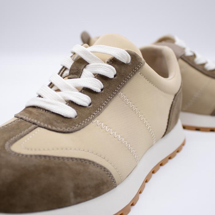 Кроссовки 9009