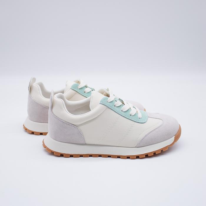 Кроссовки 9010