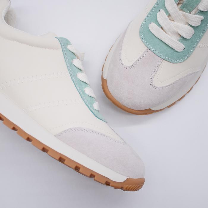 Кроссовки 9010