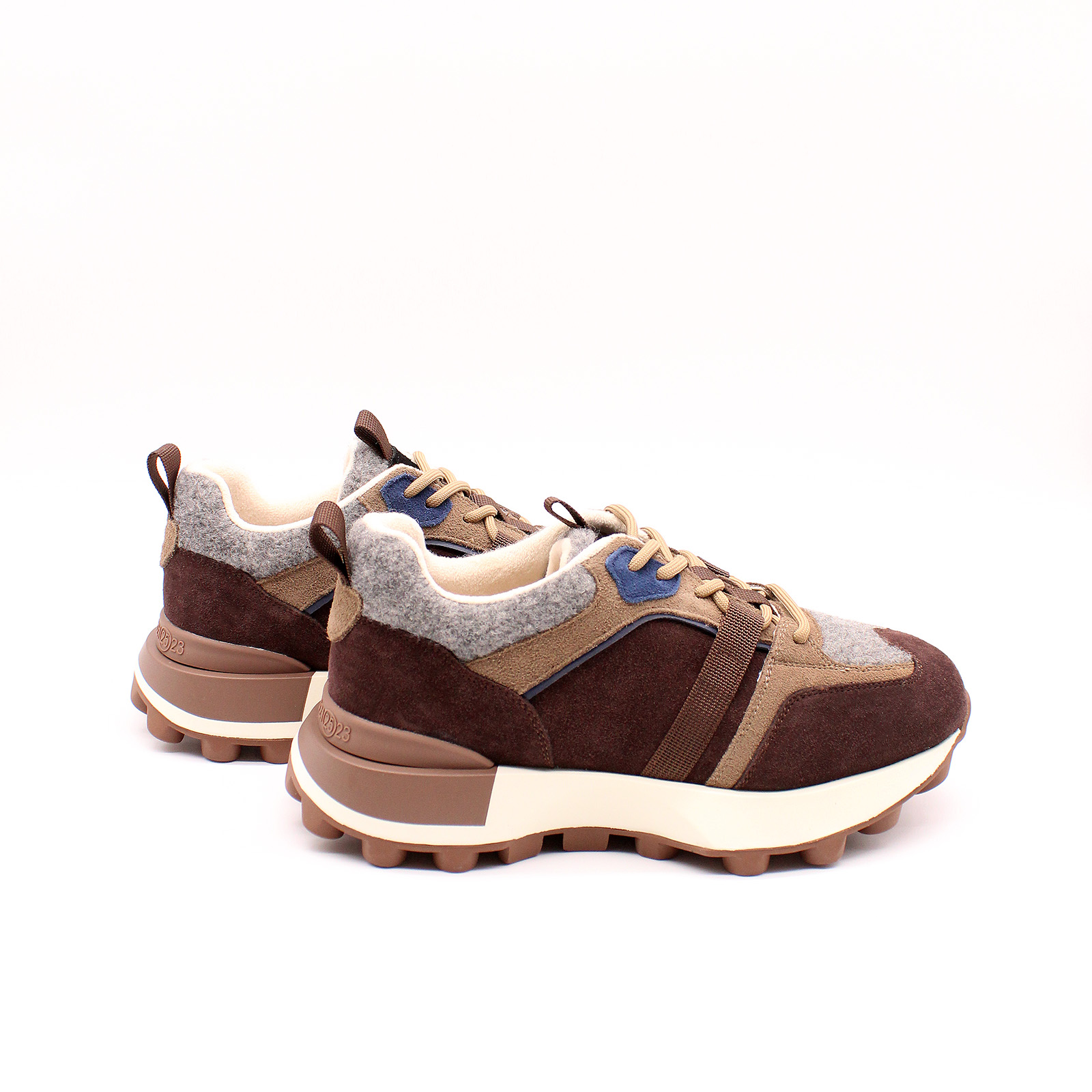 Кроссовки 9045