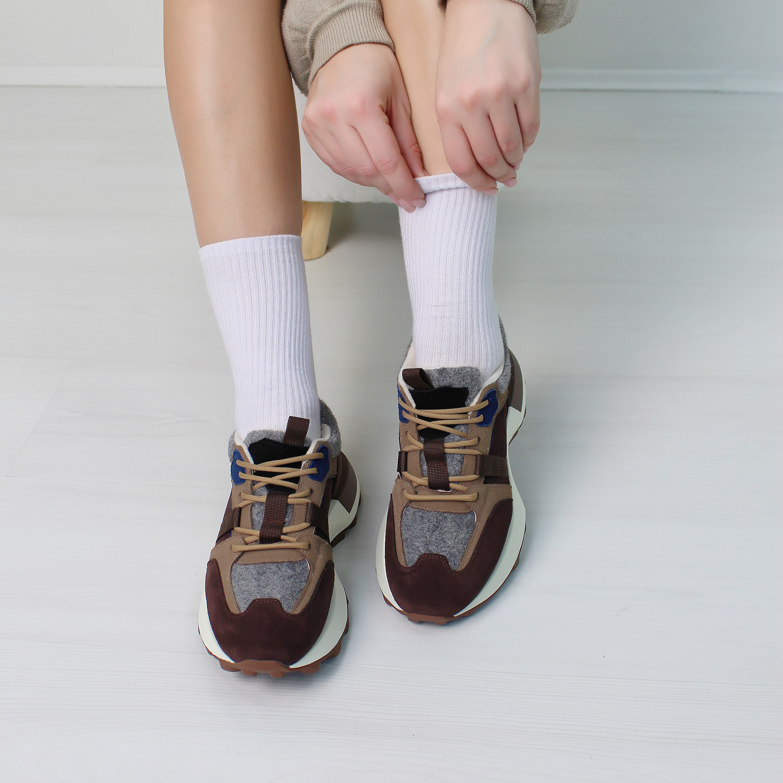 Кроссовки 9045