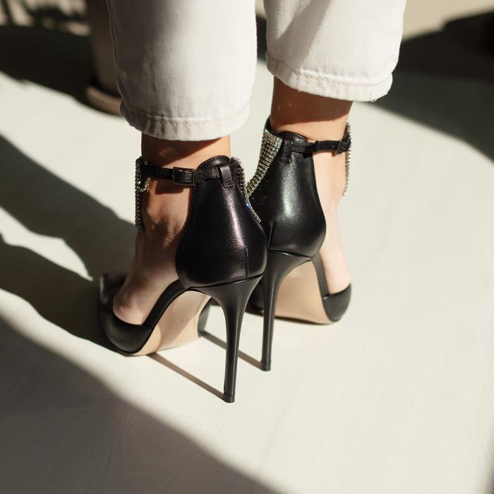 Туфли на шпильке 9143