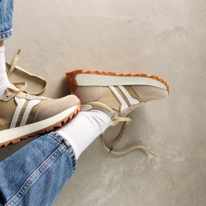 Кроссовки 9196