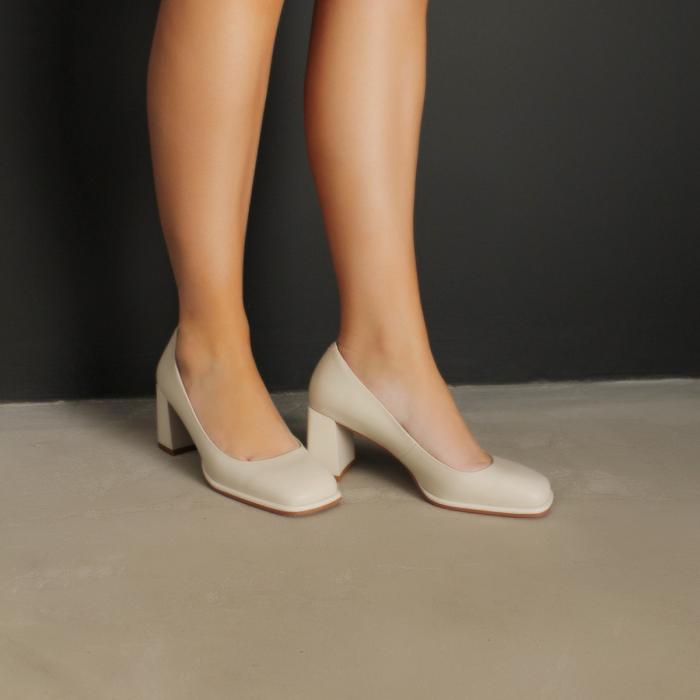 Туфли на каблуке 9207