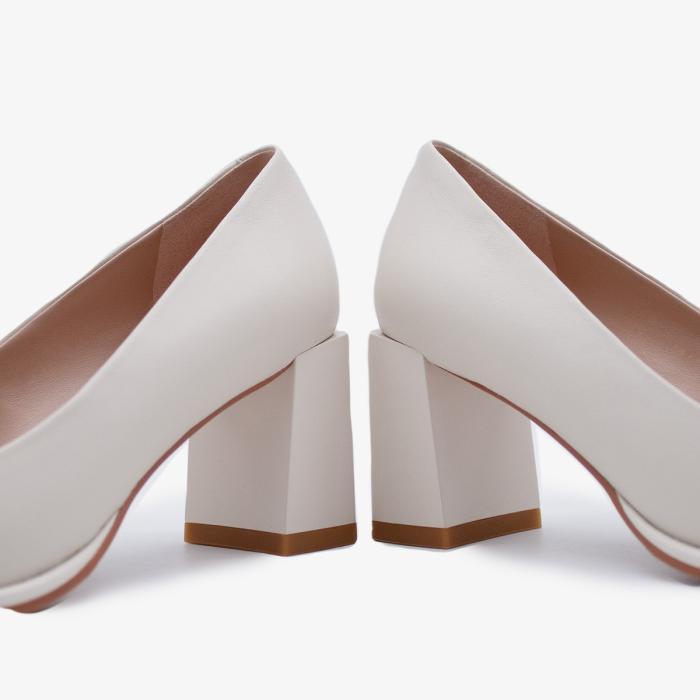 Туфли на каблуке 9207