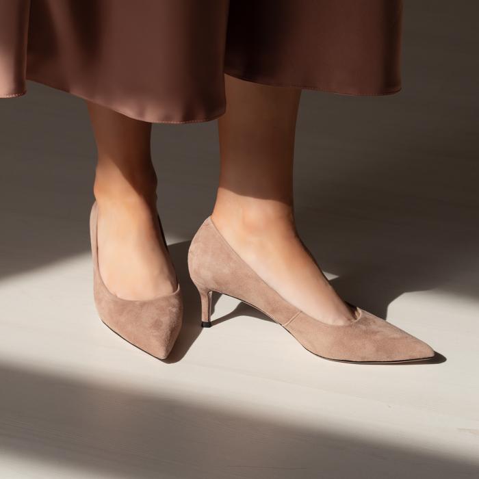 Туфли на шпильке 9215