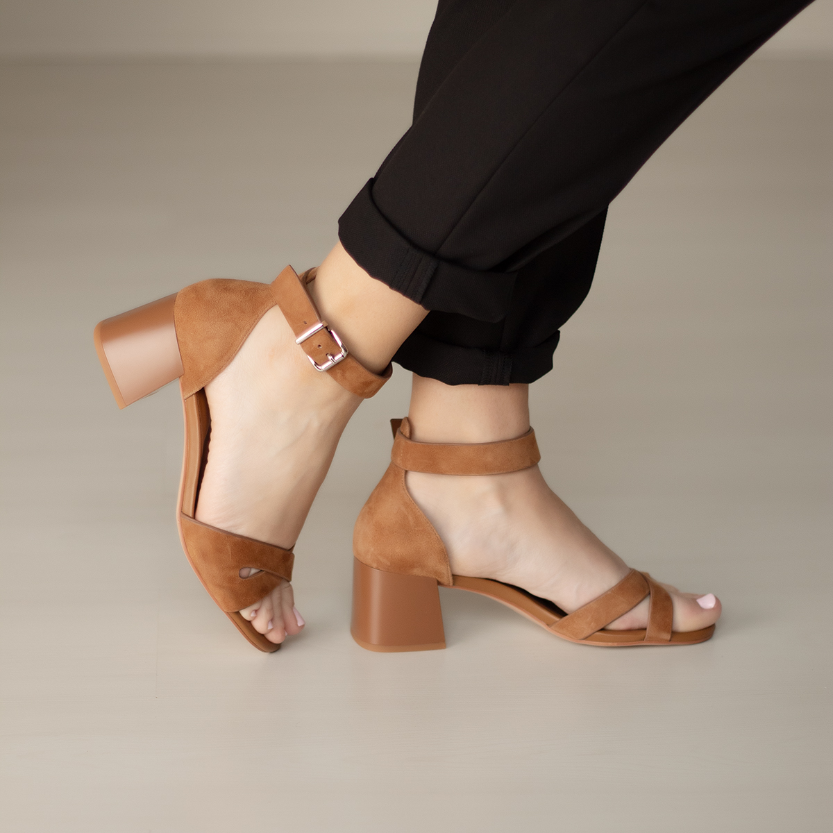 Босоножки 9247