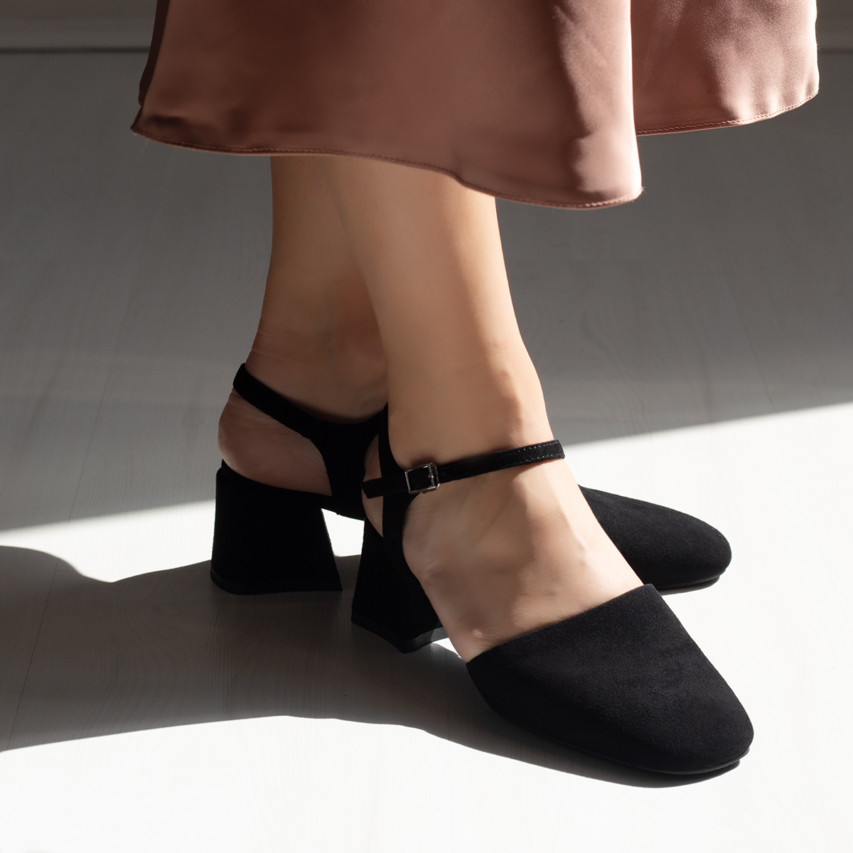 Босоножки 9317