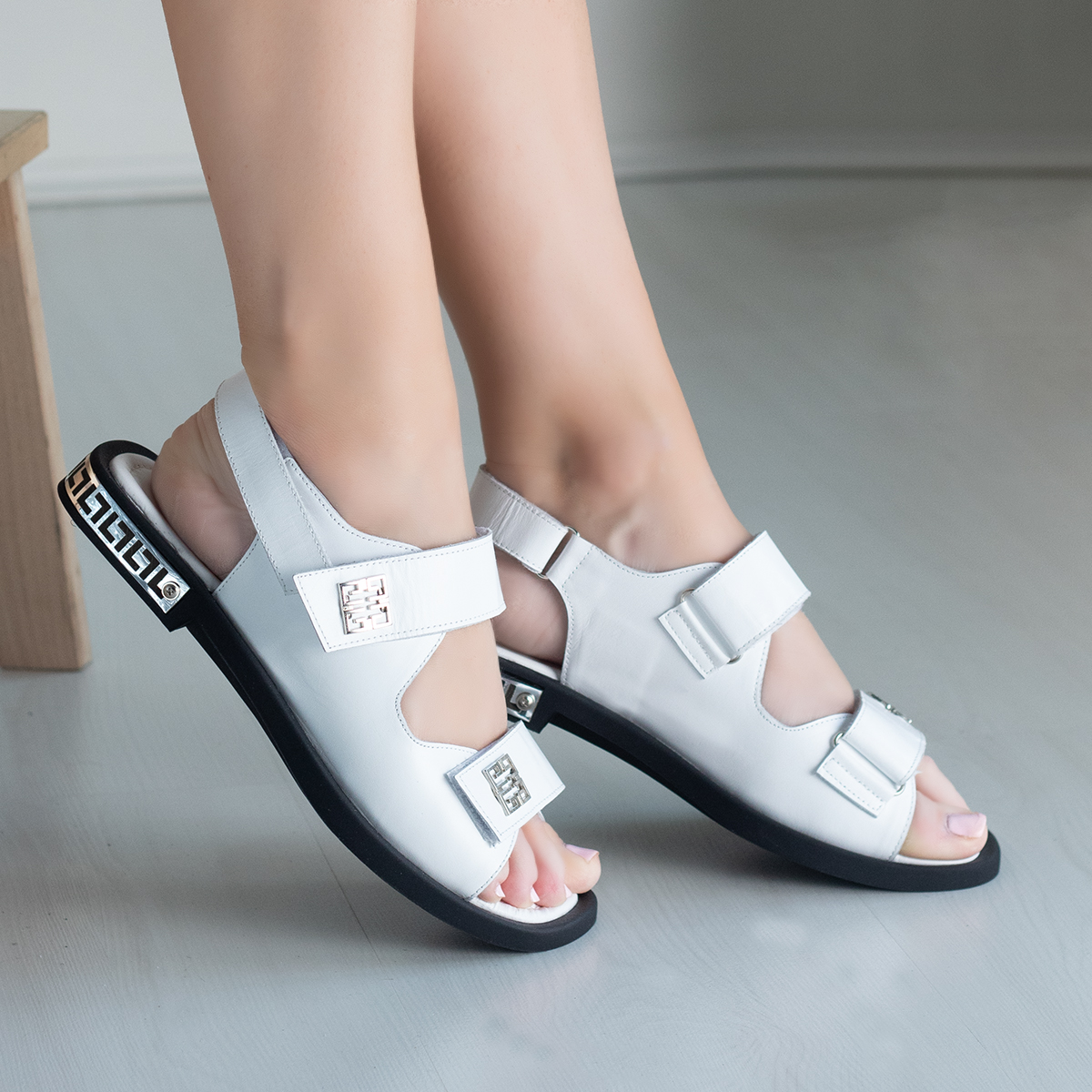 Сандалии 9385