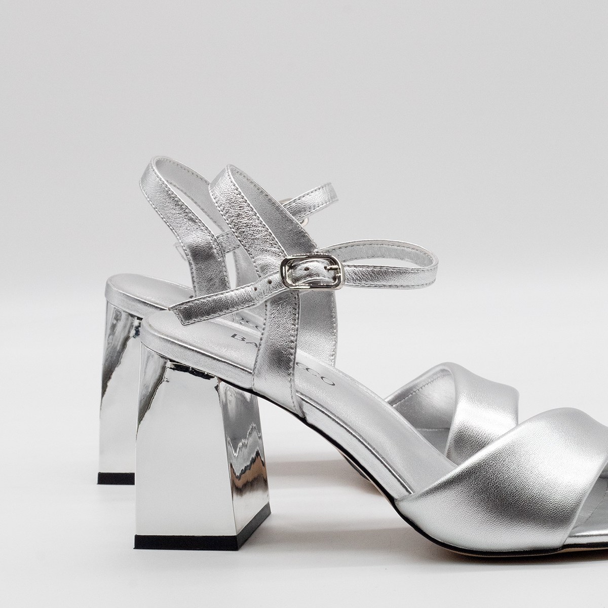 Босоножки 9476