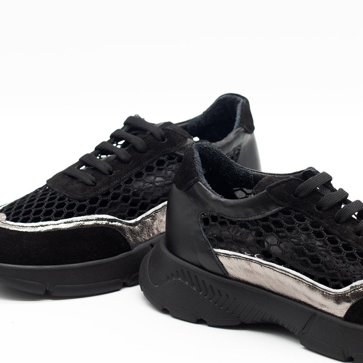 Кроссовки 9493