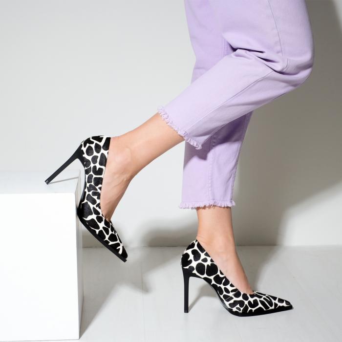 Туфли на шпильке 9695